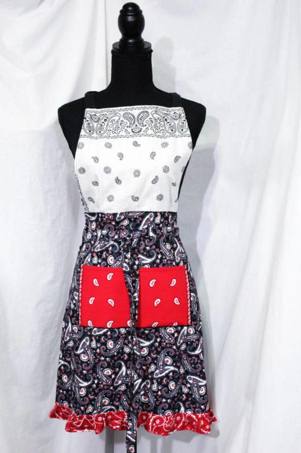 bandana bliss full length apron front 2